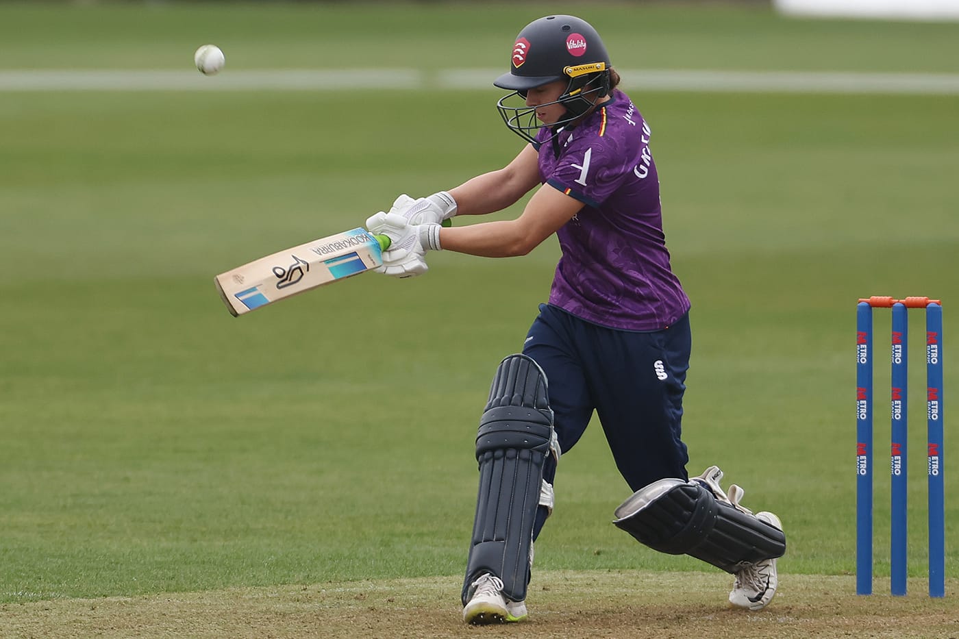Jodi Grewcock 73* leads Essex Women to first win Jodi Grewcock 73* leads Essex Women to first win