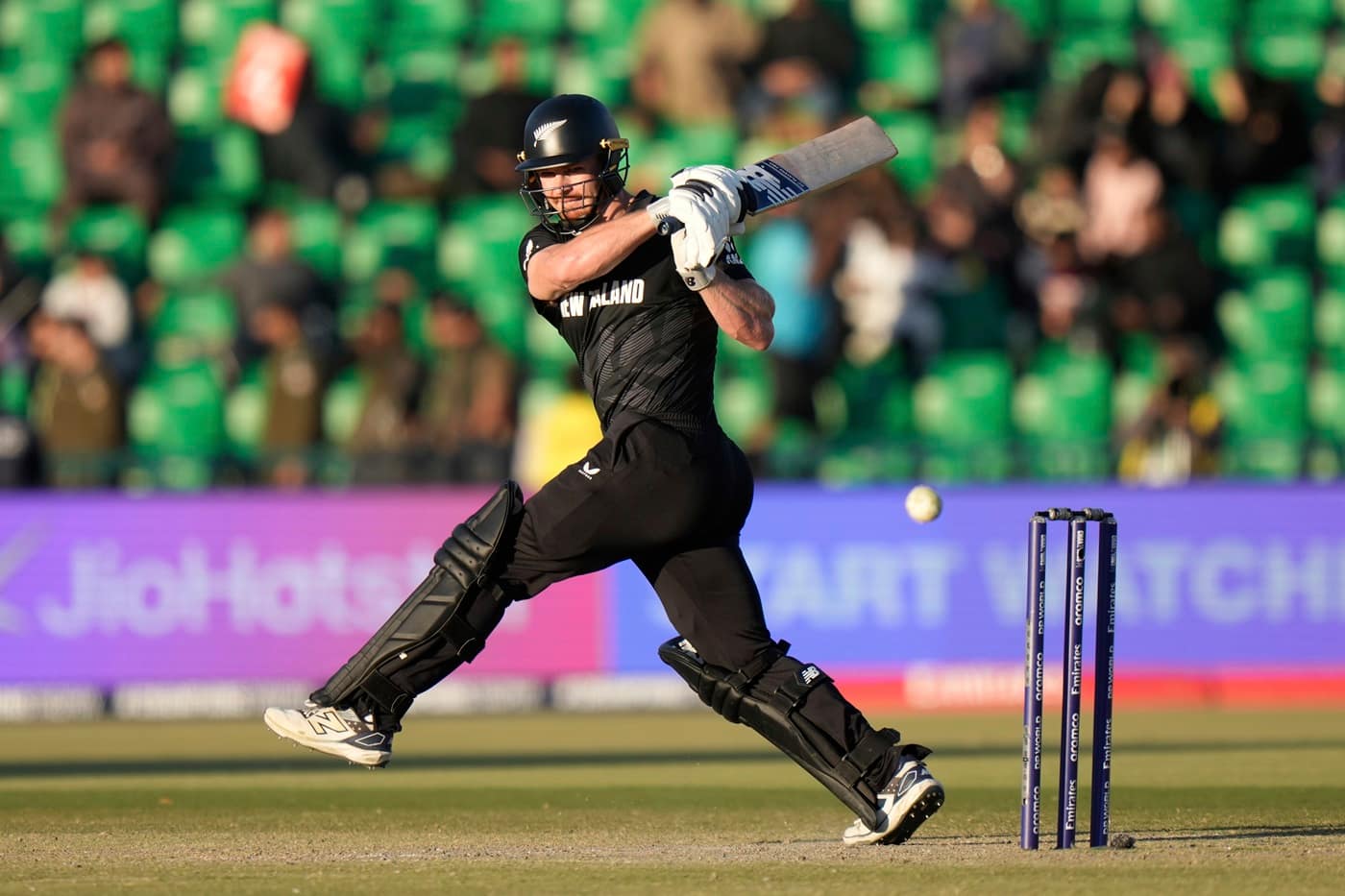 ‘It’s more of a future thing’ – why Glenn Phillips bats left-handed sometimes ‘It’s more of a future thing’ – why Glenn Phillips bats left-handed sometimes