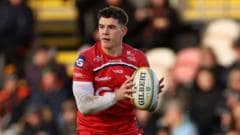 Scarlets want Wales’ Hawkins to settle at centre Scarlets want Wales’ Hawkins to settle at centre