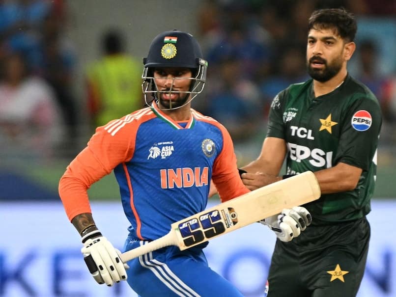 Boycott Calls Fade, India vs Pakistan Asia Cup 2025 Final Enters More Than 100 Cinemas Boycott Calls Fade, India vs Pakistan Asia Cup 2025 Final Enters More Than 100 Cinemas